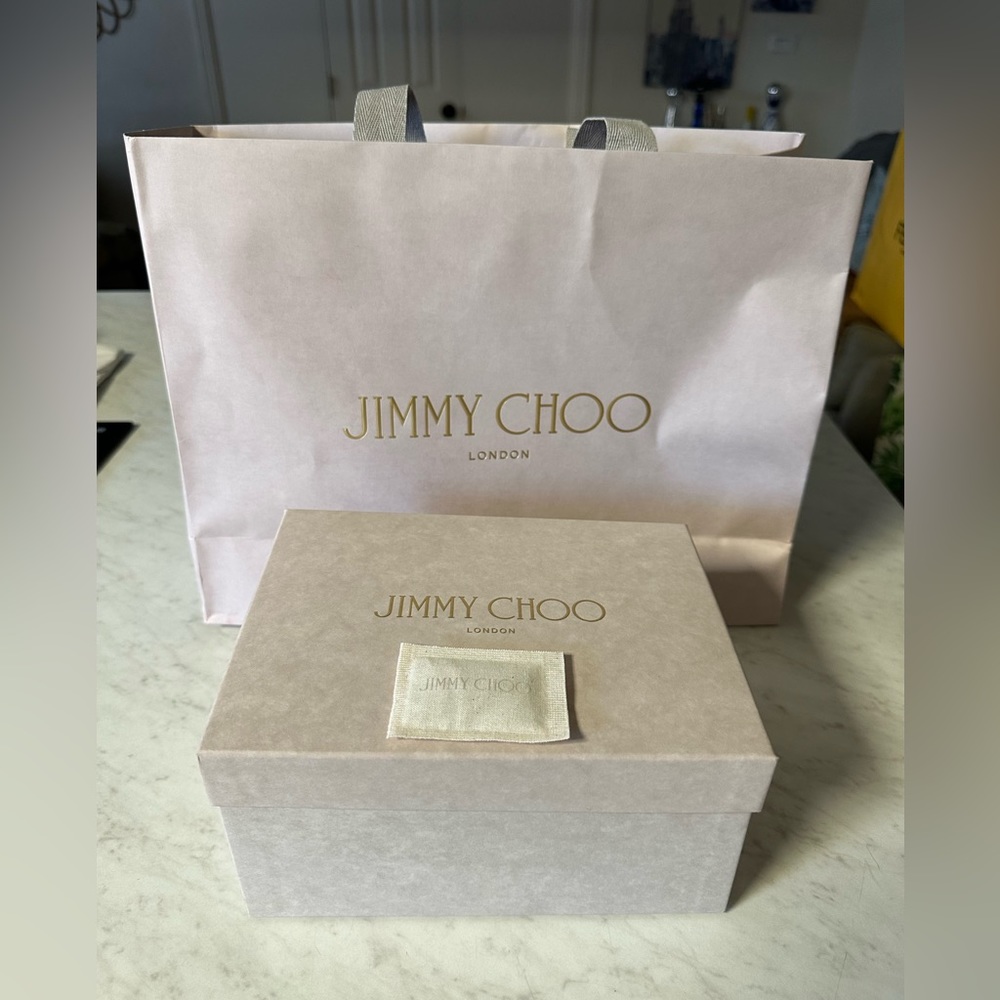 COPY - Jimmy choo for kids shoe box . Super cute 🥰